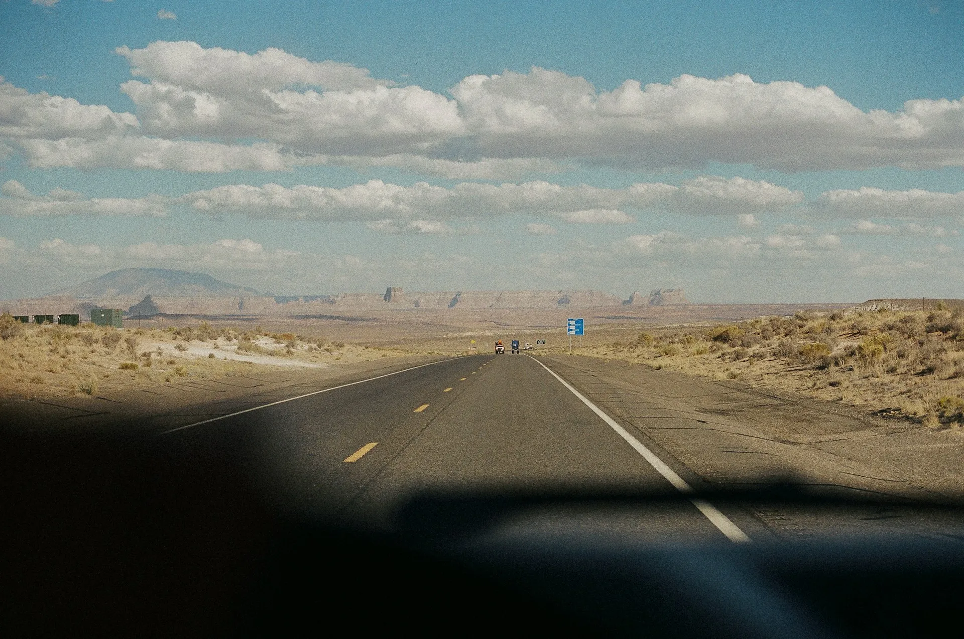 图片来源于unsplash@Roberto Shumski